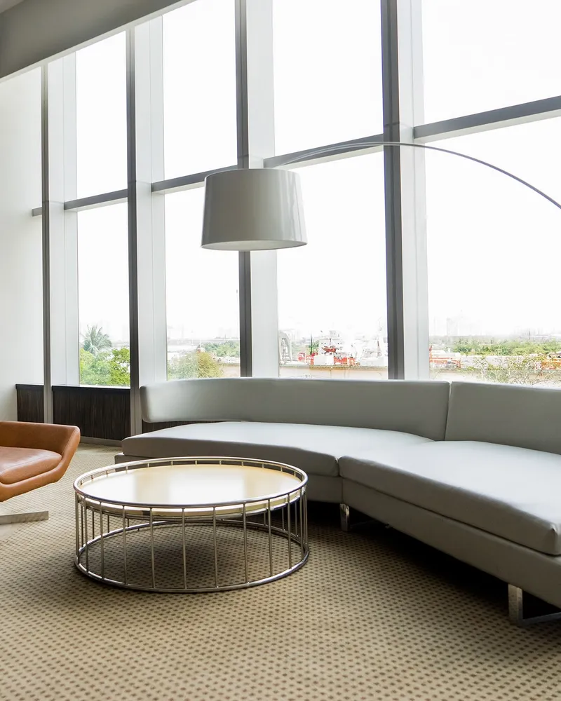 Falling in love with an office: the perfect window design
